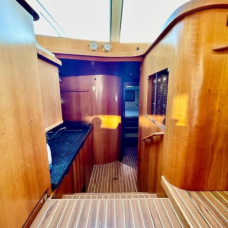 Yacht Deauville Eksteriør billede